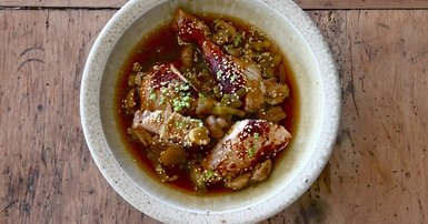 Dashi-braised chicken