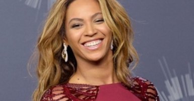 Beyonce teams up with TopShop