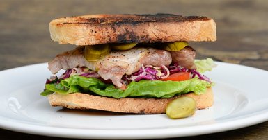 Pork steak sandwiches with pickles