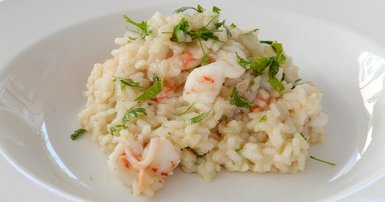 Risotto with lemon and prawns